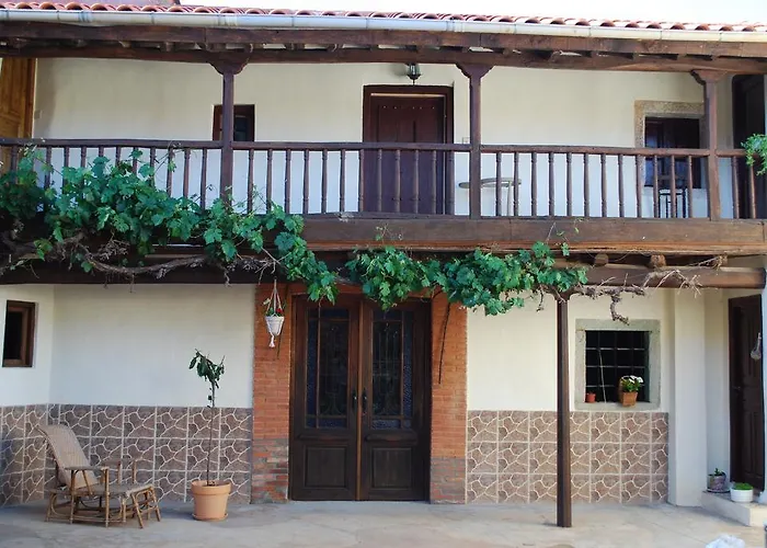 Los Polvazares